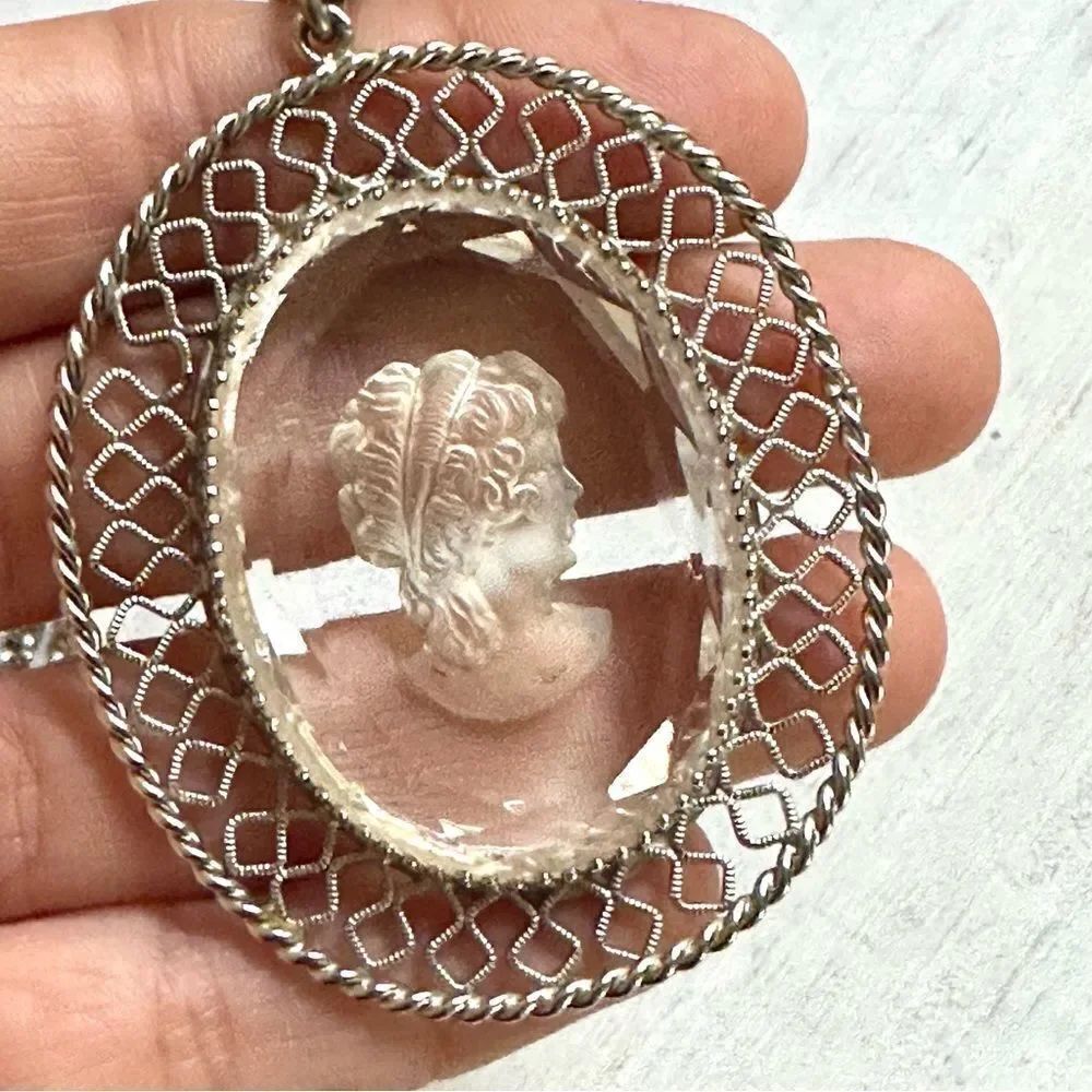 Vintage Whiting and Davis reversible carved clear glass cameo pendant necklace
